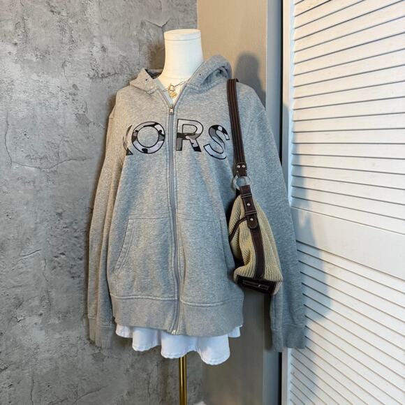 Soft & Cozy Grey Camo Zip Up Hoodie - Picture 3 of 8